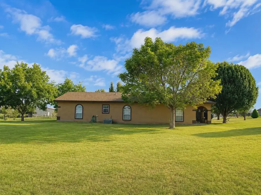 3711 Dove Creek Road, Cleburne, TX 76031 - #2