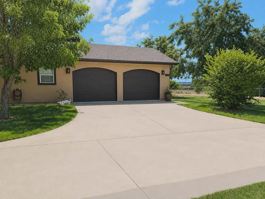3711 Dove Creek Road, Cleburne, TX 76031 - #3