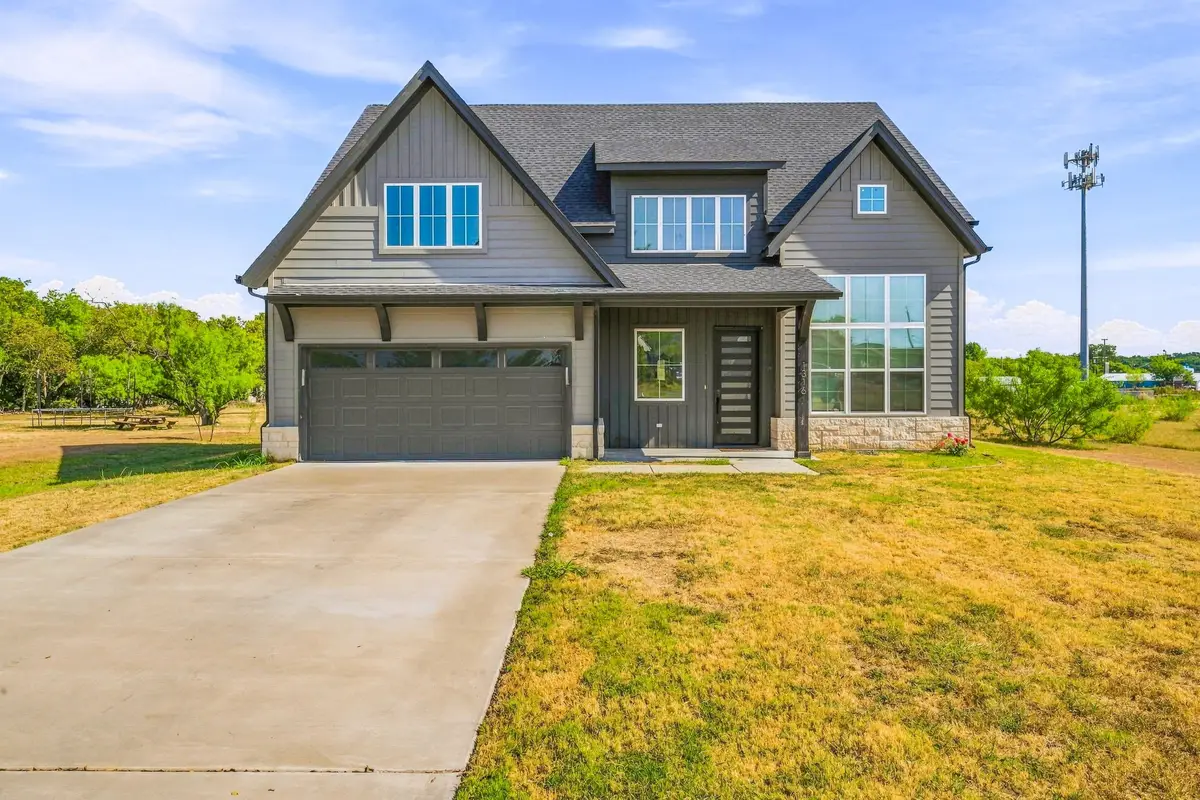 1316 Shawnee Trail, Granbury, TX 76048 - #1