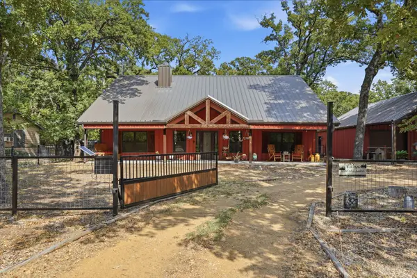 1404 Grove Drive, West Tawakoni, TX 75474