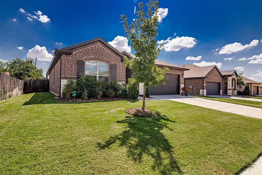 732 Vaquero Street, White Settlement, TX 76108 - #2