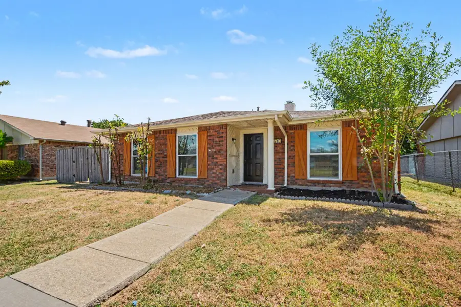 8810 Miami Drive, Rowlett, TX 75088 - #2