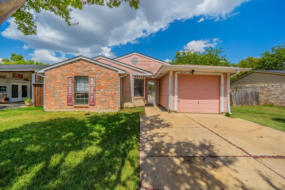2031 Sharpshire Lane, Arlington, TX 76014 - #1