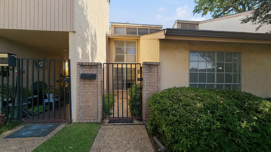 12550 Fireglow Walk, Dallas, TX 75243 - #2
