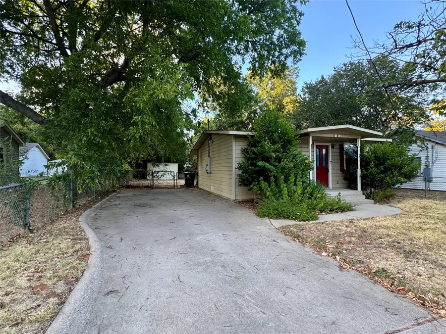 1013 Wilshire Boulevard, Arlington, TX 76012 - #2