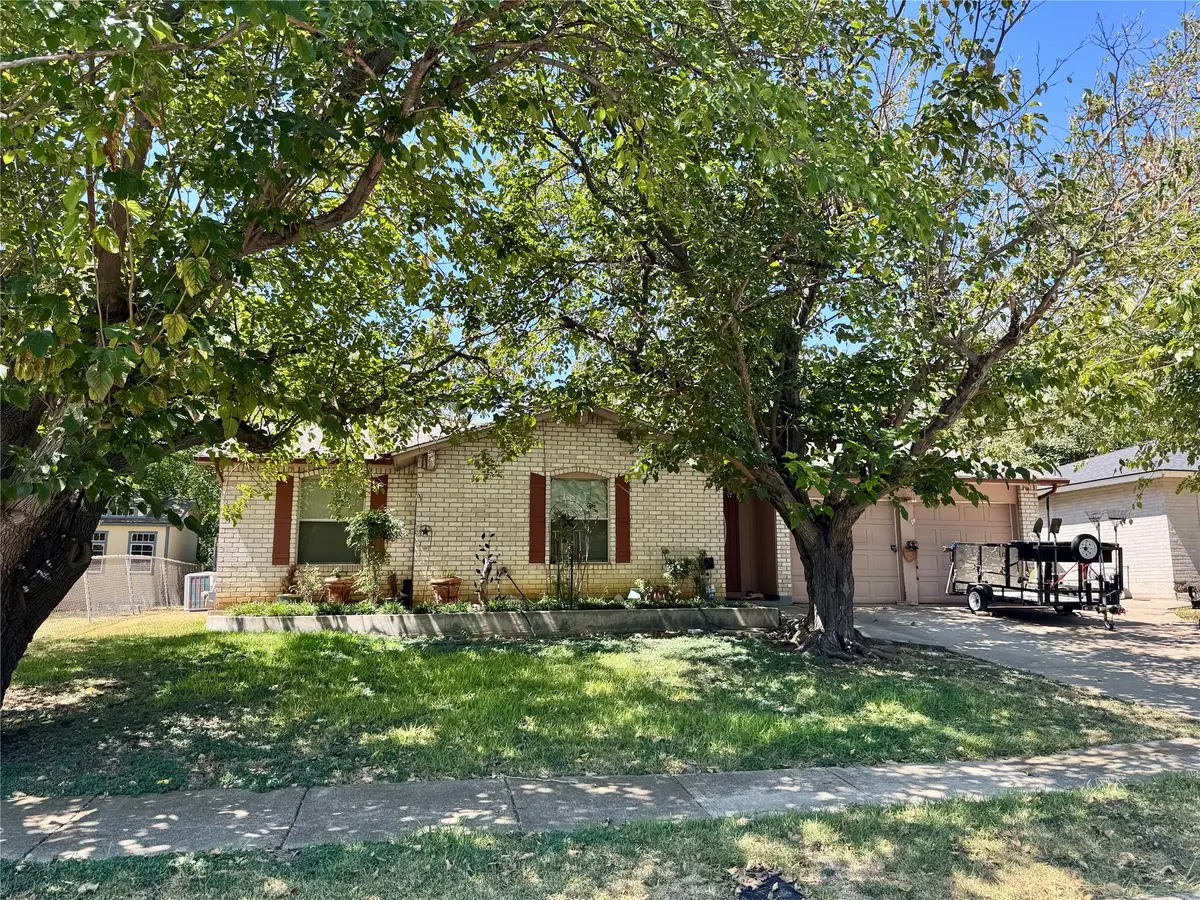 2602 Cottonwood Street, Arlington, TX 76014 - #1