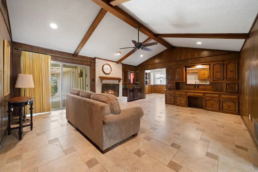 2702 Wagonwheel Drive, Carrollton, TX 75006 - #2