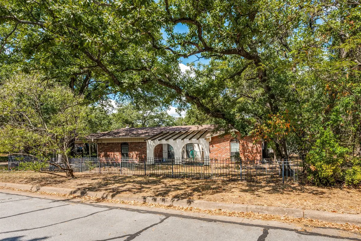 2817 Buffalo Court, Arlington, TX 76013 - #1