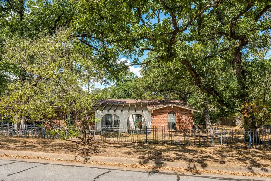 2817 Buffalo Court, Arlington, TX 76013 - #2