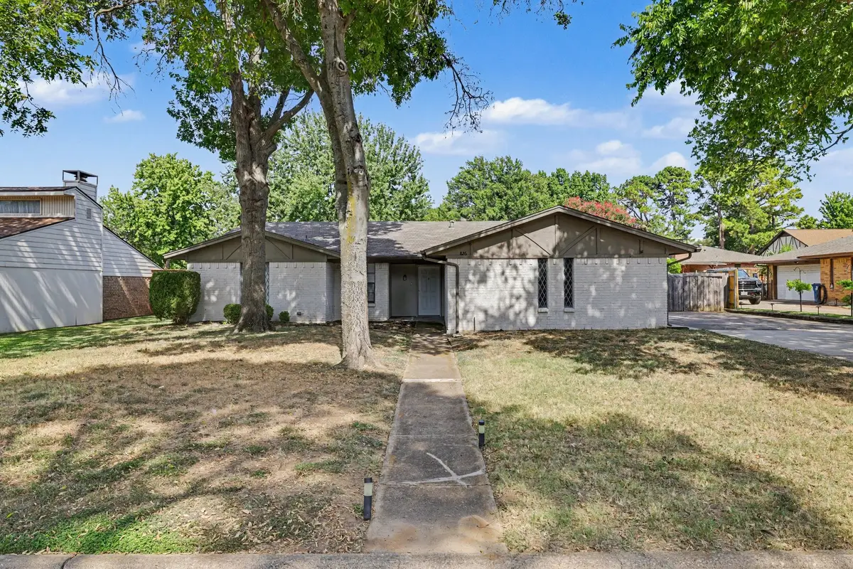 826 Glacier Lane, Grapevine, TX 76051 - #1