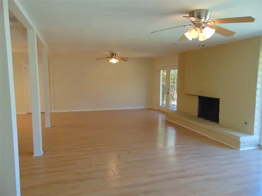 3655 Pallos Verdas Drive, Dallas, TX 75229 - #3