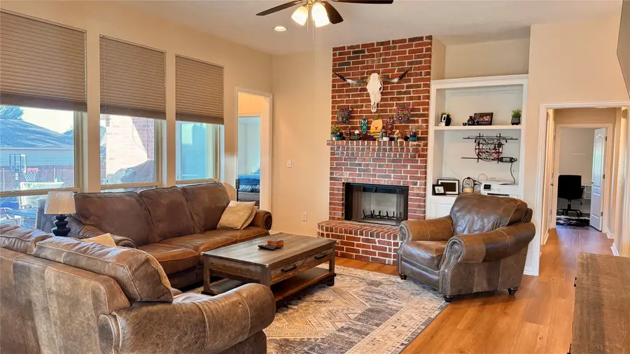 201 Sunrise Drive, Granbury, TX 76049 - #3