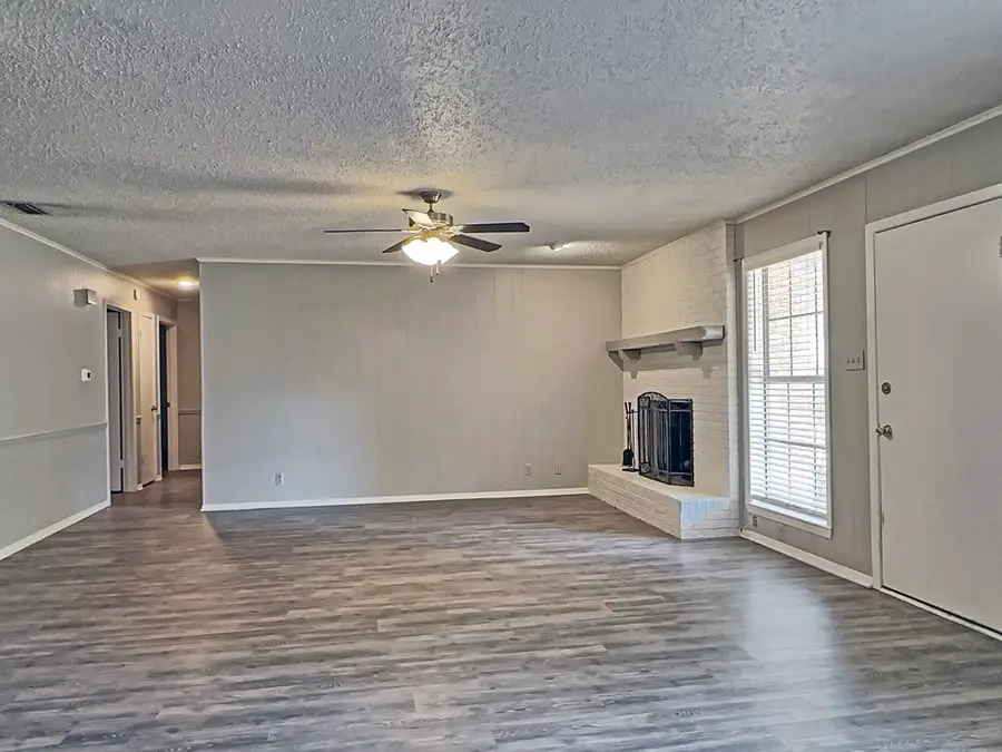 806 Humphrey Street, Athens, TX 75751 - #3