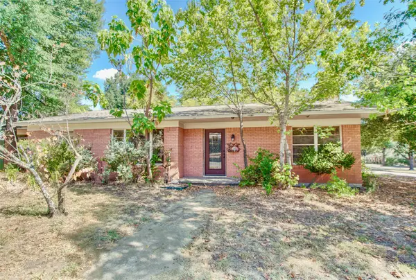 819 Pecan Street, Teague, TX 75860