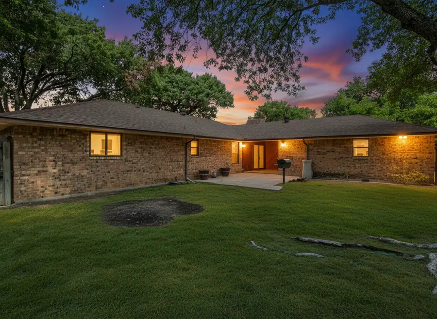 528 Edmonds Way, Desoto, TX 75115 - #2