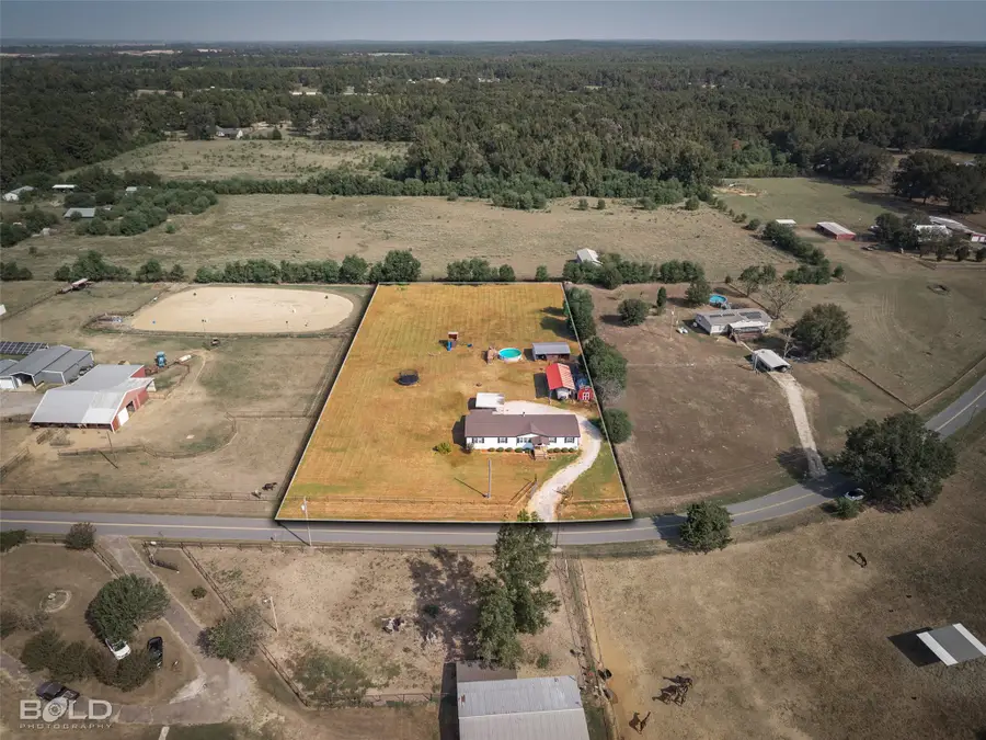 135 Peace Lane, Benton, LA 71006 - #2