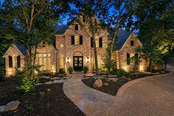 801 Huntington Court, Southlake, TX 76092