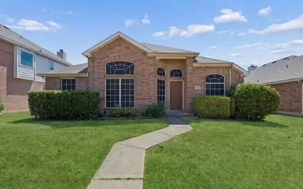 616 Kari Anne Lane, DeSoto, TX 75115