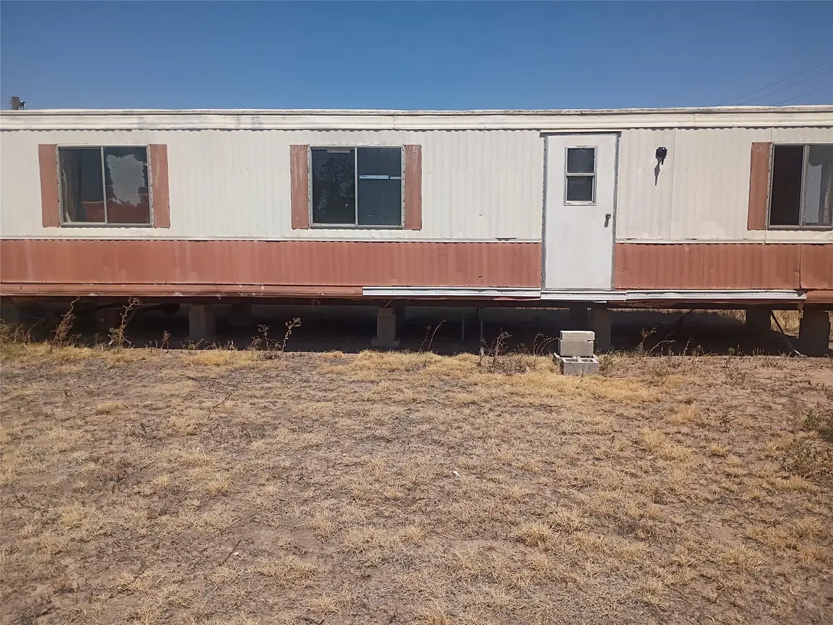 516 Ne Ave G, Hamlin, TX 79520 - #1