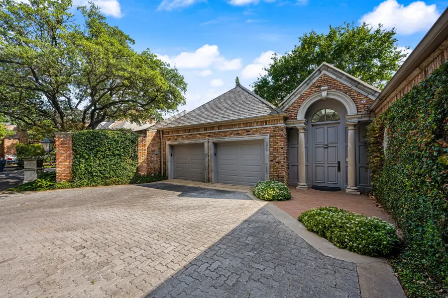 17 Stonecourt Circle, Dallas, TX 75225 - #2