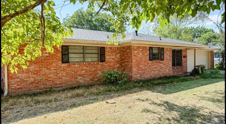 613 N Overlook Drive, Kerens, TX 75144 - #2