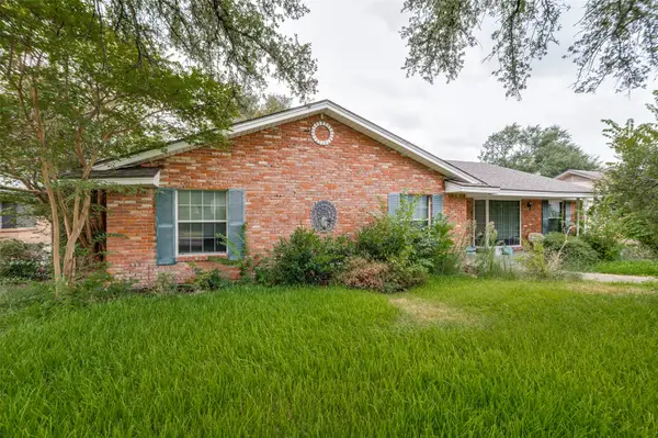3324 Whitehall Drive, Dallas, TX 75229