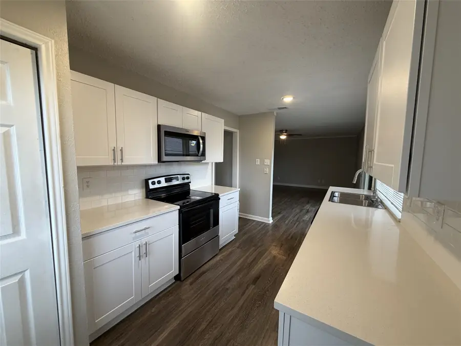 9117 Fairmont Circle, Rowlett, TX 75088 - #2
