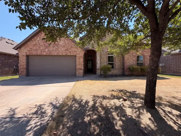 1683 St Croix Street, Burleson, TX 76028
