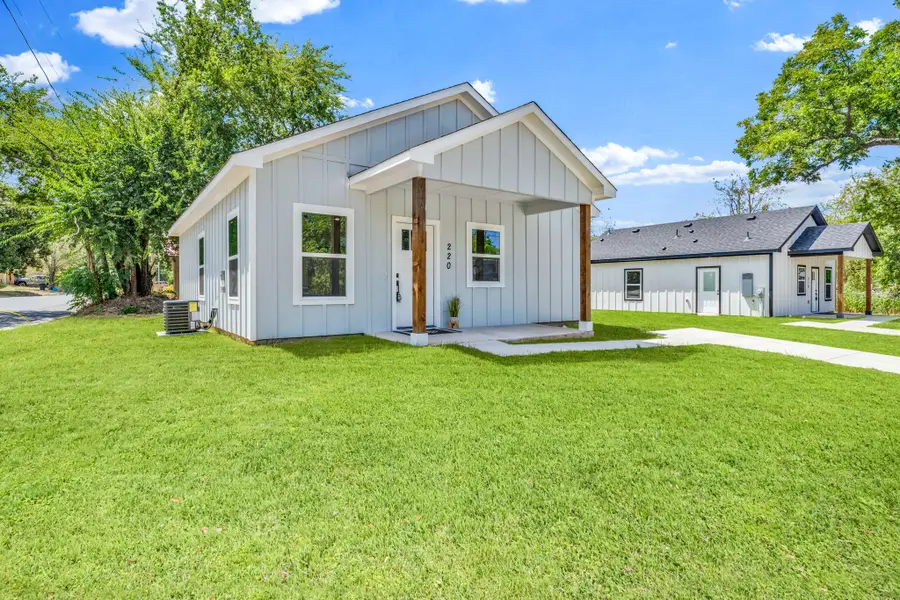 220 Calvert Street, Sulphur Springs, TX 75482 - #3