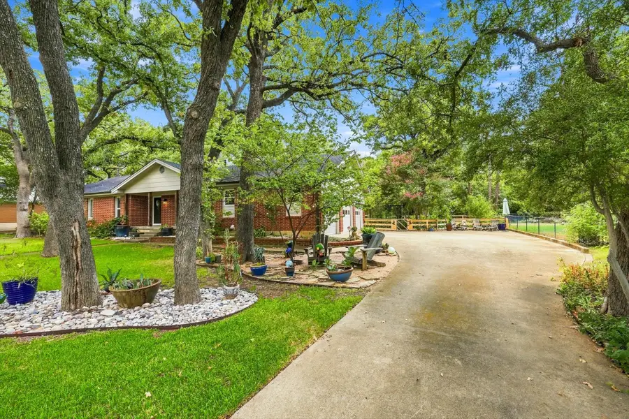 307 Shadow Lane, Euless, TX 76039 - #2