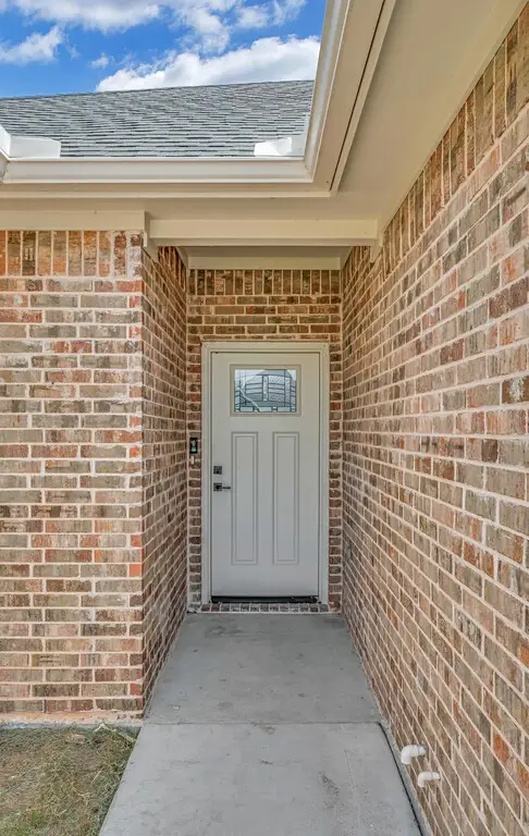 702 N College Street, West, TX 76691 - #2