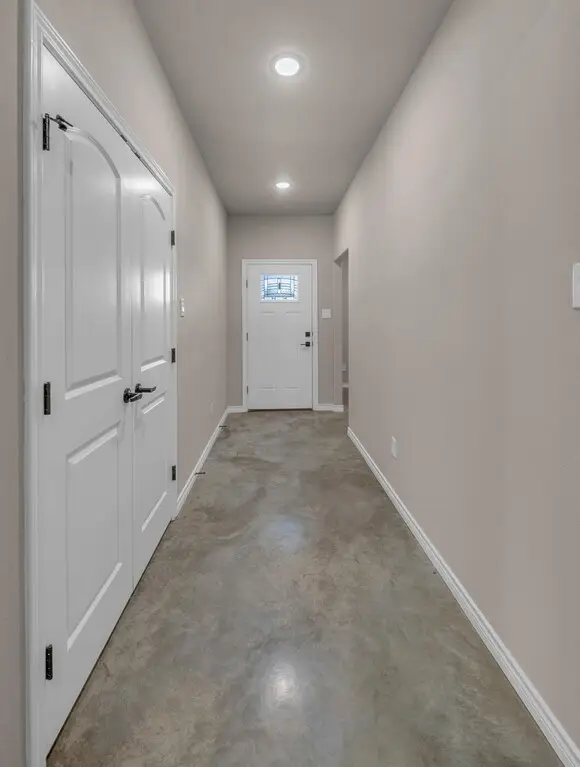 702 N College Street, West, TX 76691 - #3