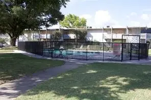 109 Harbor Drive #105, Runaway Bay, TX 76426 - #3