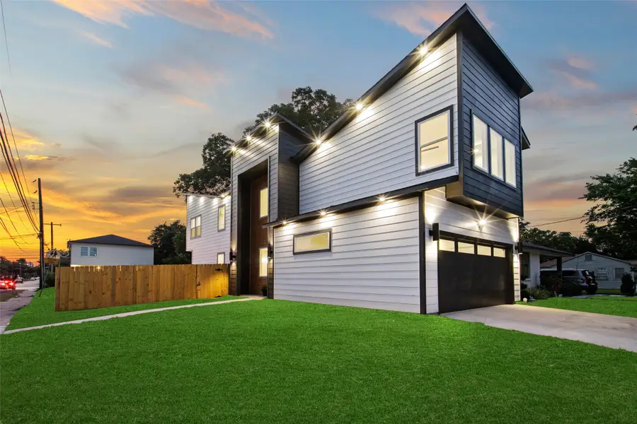 2503 Lawrence Street, Dallas, TX 75215 - #2