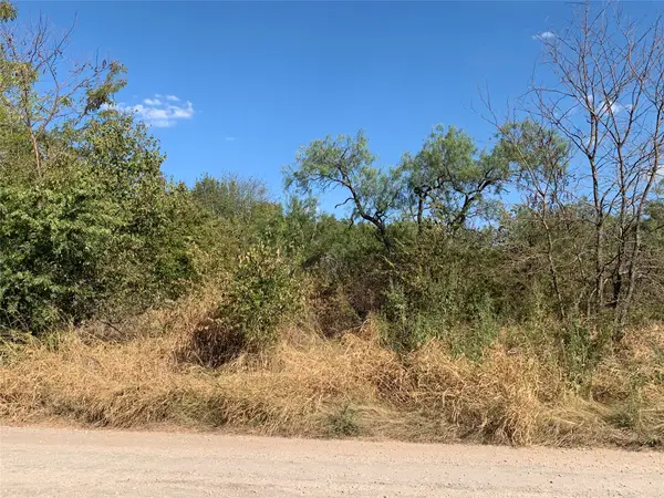 101 Bridlewood Lane, Bridgeport, TX 76426