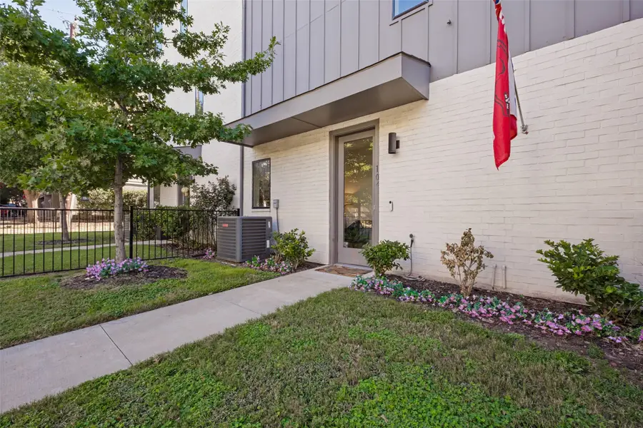 5703 Lindell Avenue #104, Dallas, TX 75206 - #3