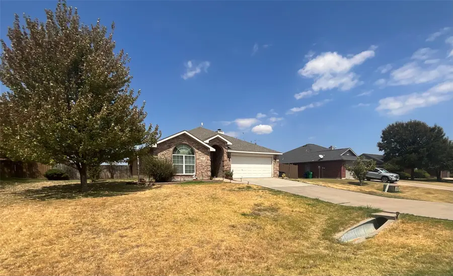 214 Southpeak Lane, Ponder, TX 76259 - #3