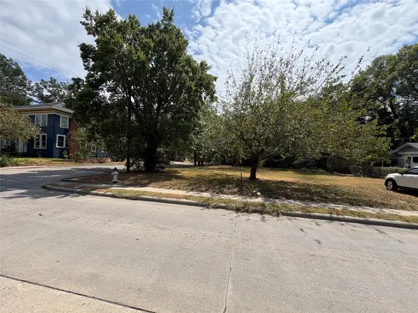 440 Pine Bluff St., Paris, TX 75460