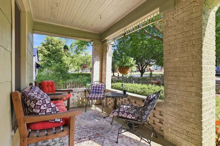 1231 W Sears Street, Denison, TX 75020 - #3
