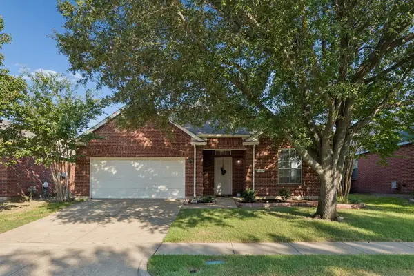 10617 Gleneagles Lane, Rowlett, TX 75089