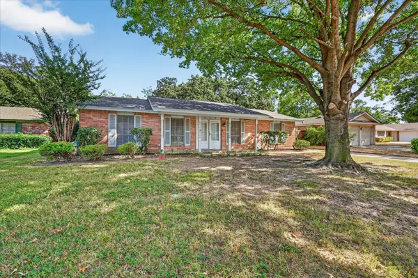 3016 Friendswood Drive, Arlington, TX 76013