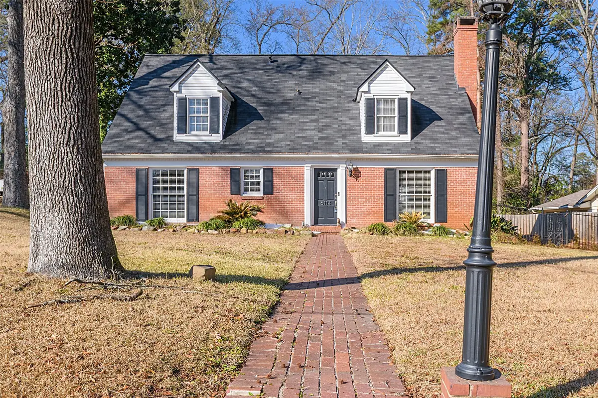 6114 Dillingham Avenue, Shreveport, LA 71106 - #1
