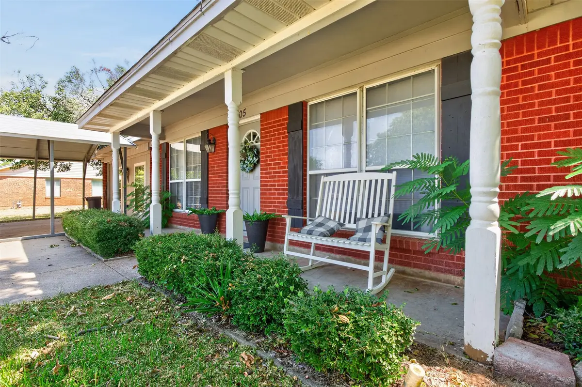 105 Murray Street, Joshua, TX 76058 - #1