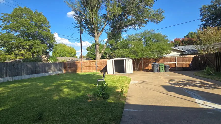 1611 Park Ridge Terrace, Arlington, TX 76012 - #2