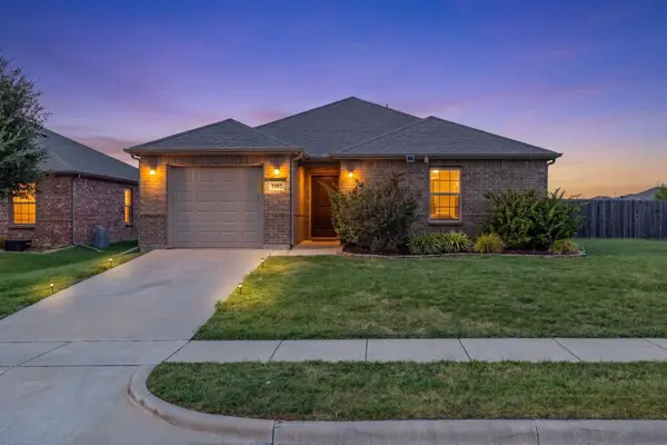 1402 Warringwood Drive, Greenville, TX 75402