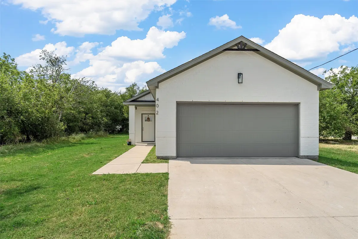 402 Peabody Street, Hillsboro, TX 76645 - #1