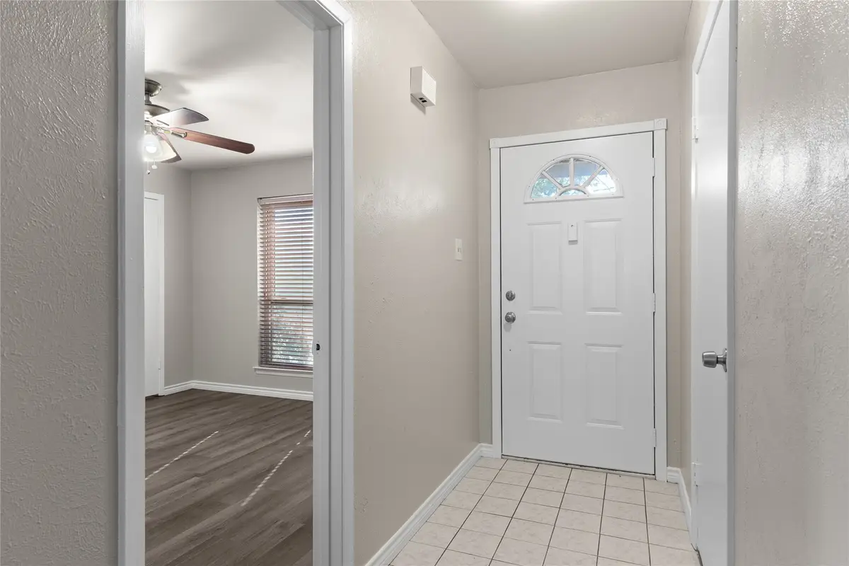 2200 Etain Road, Irving, TX 75060 - #1
