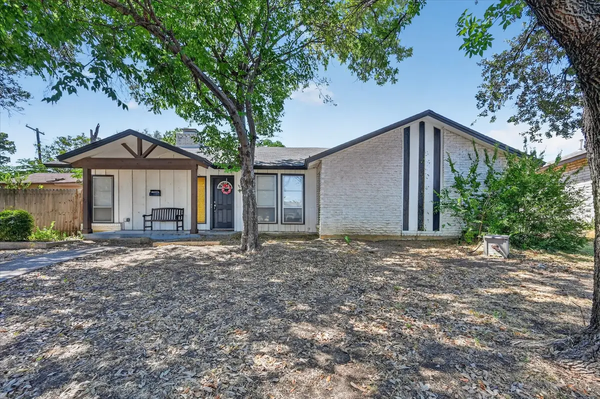 3825 Eugene Court N, Irving, TX 75062 - #1