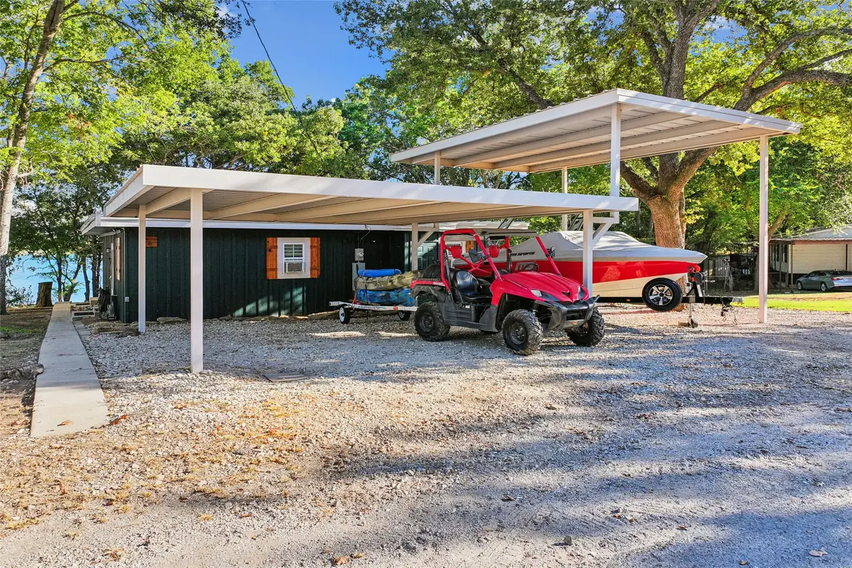 36 Falls Creek Circle, Gainesville, TX 76240 - #1