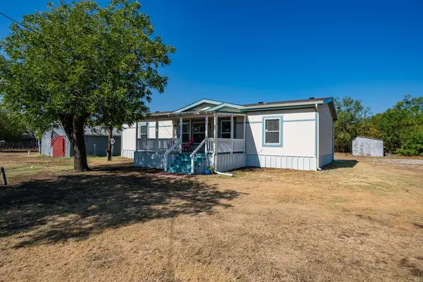 802 S Swenson Street, Stamford, TX 79553